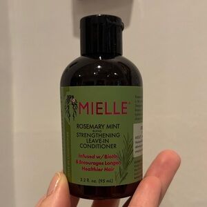 NWT MIELLE Rosemary Mint Blend Strengthening Leave-In Conditioner, 3.2 fl oz
